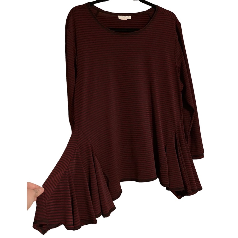 Flutter Hem Blouse